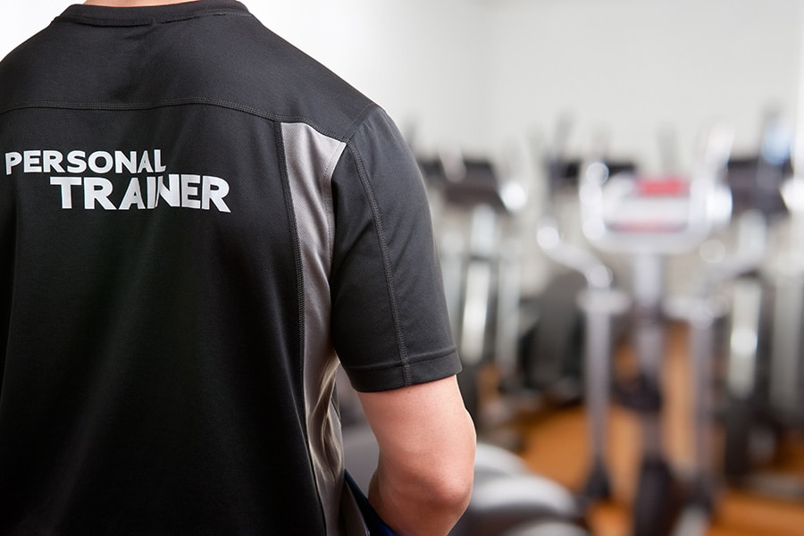 what does a personal trainer do